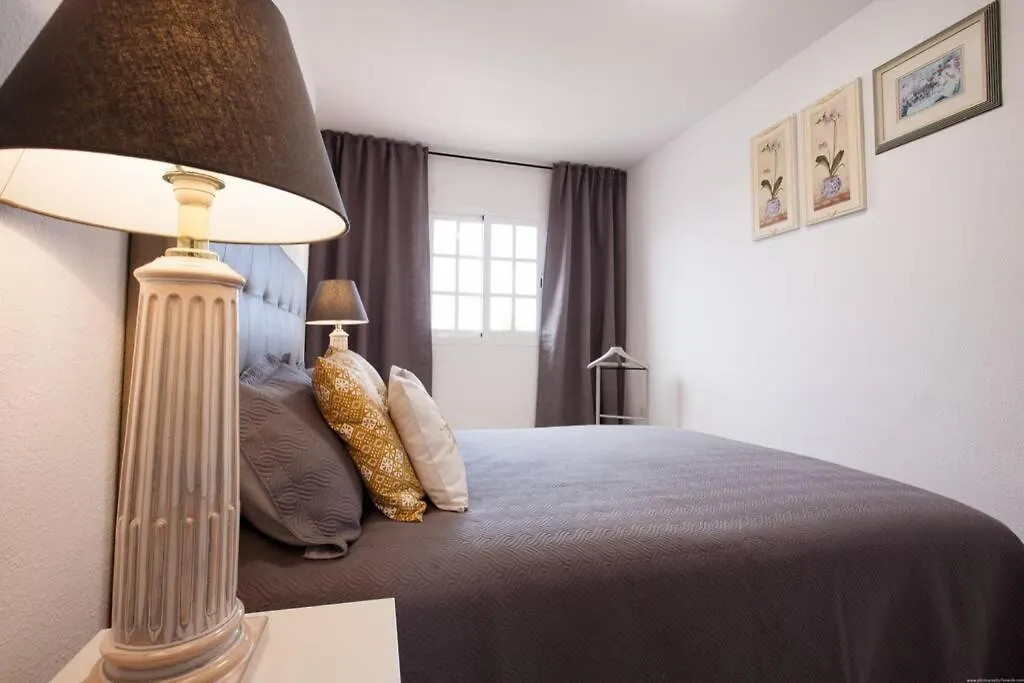 Apartment Laura Playa La Arena Puerto de Santiago 0*,